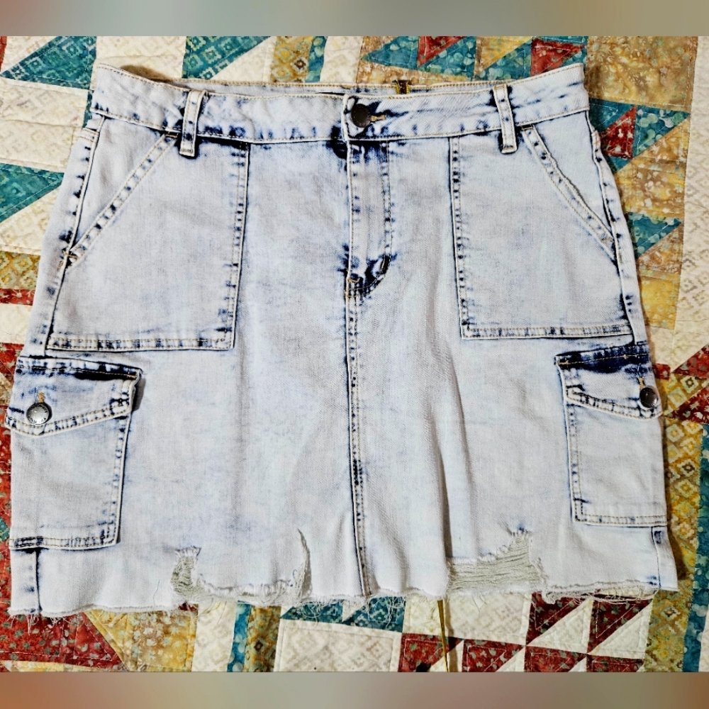 YMI Distressed Demin Mini skirt Size 13 / 31